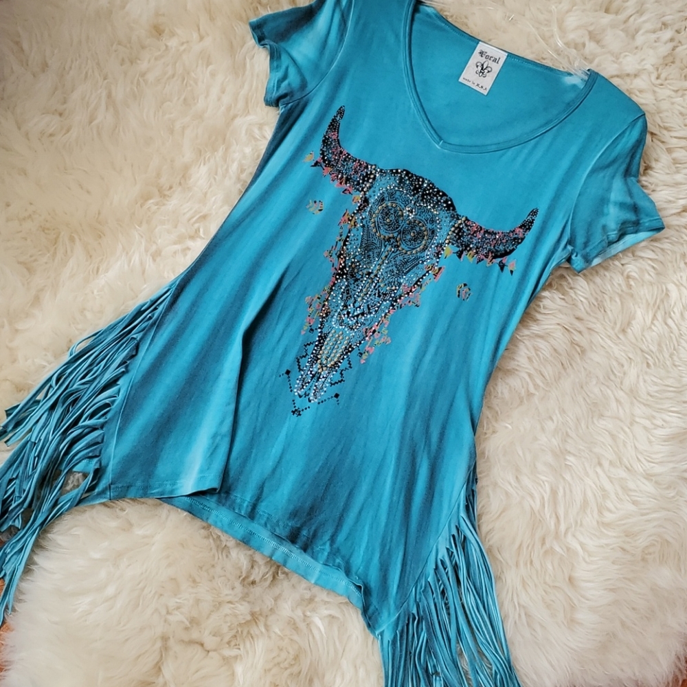 Vocal fringed turquoise shark bite tunic rhineston